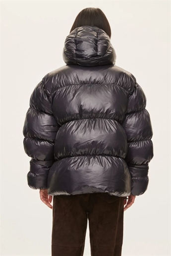 Oval Sqaure - Active Hood Jacket, Black pearl